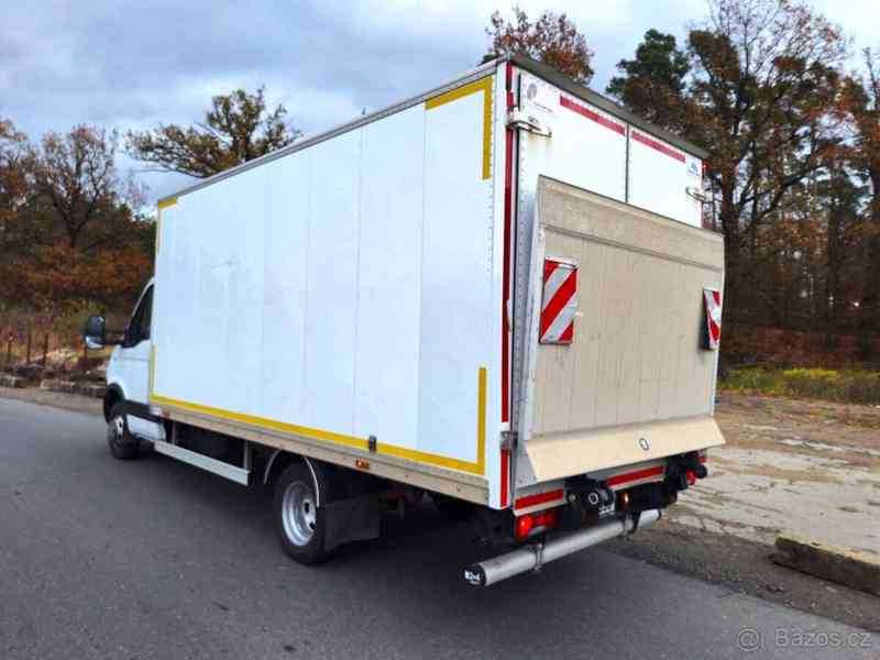 Iveco Daily 35C15 skříň s čelem - foto 4