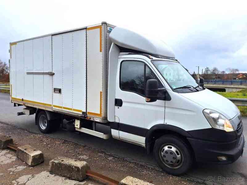 Iveco Daily 35C15 skříň s čelem - foto 2