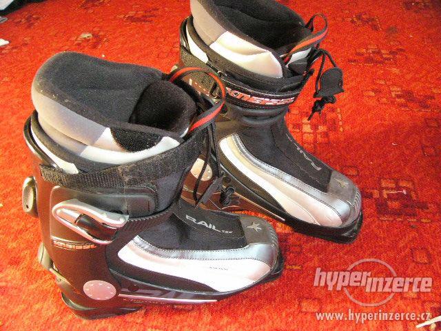 lyžáky,lyžařské boty - foto 2