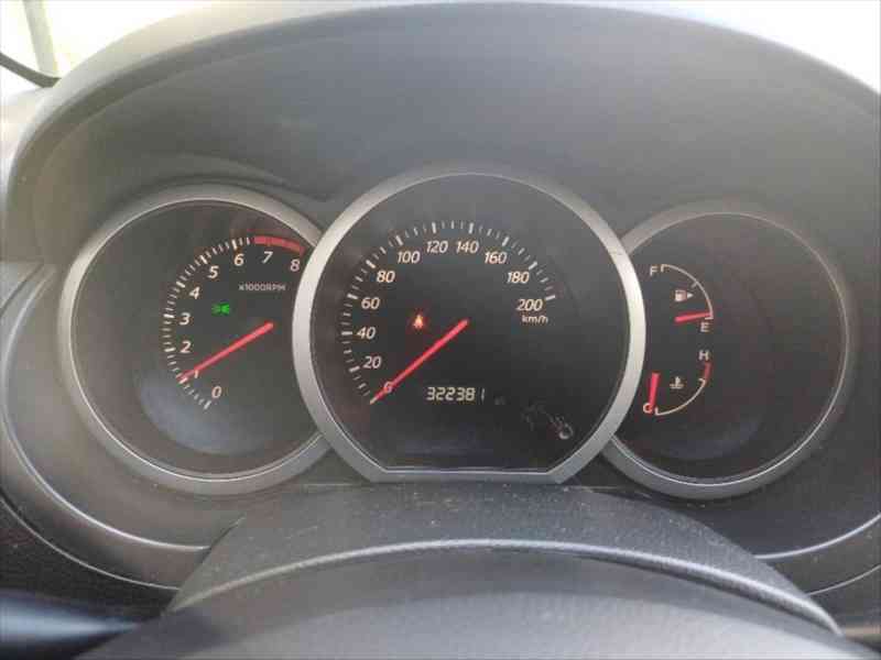 Suzuki Grand Vitara 99.000 Kč - foto 11