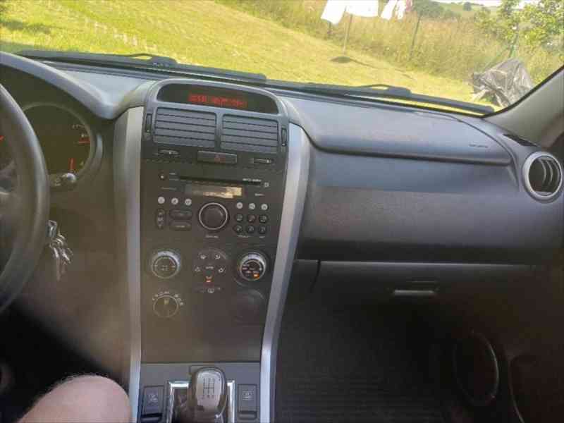Suzuki Grand Vitara 99.000 Kč - foto 10