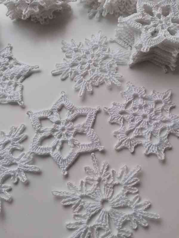Háčkované vločky  - foto 9