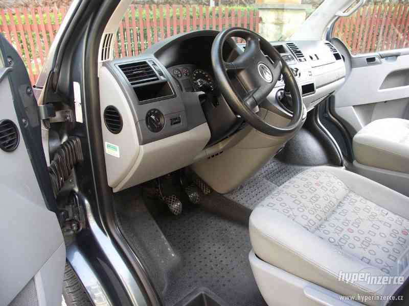 Volkswagen Transporter T5 - foto 6