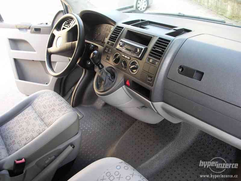 Volkswagen Transporter T5 - foto 7