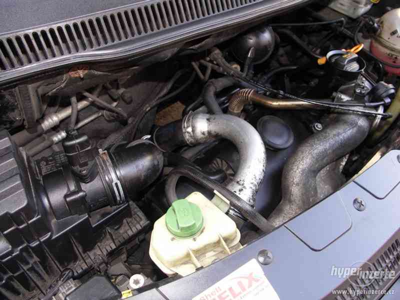 Volkswagen Transporter T5 - foto 8