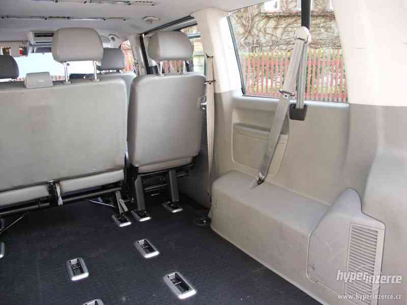 Volkswagen Transporter T5 - foto 15