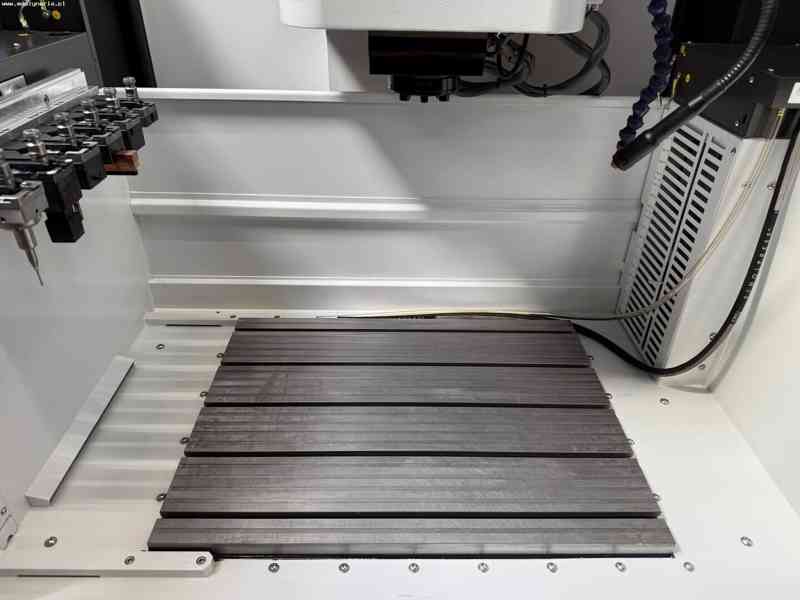 Elektroerozivní hloubička AGIE CHARMILLES FORM E 600 - foto 4