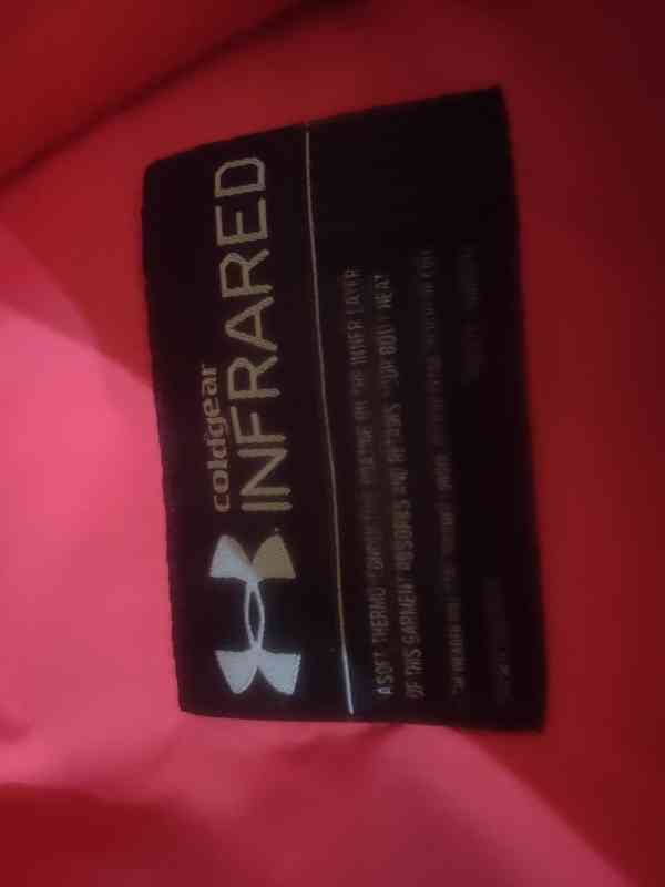 bunda Under Armour 140–145 cm / 10 let - foto 9