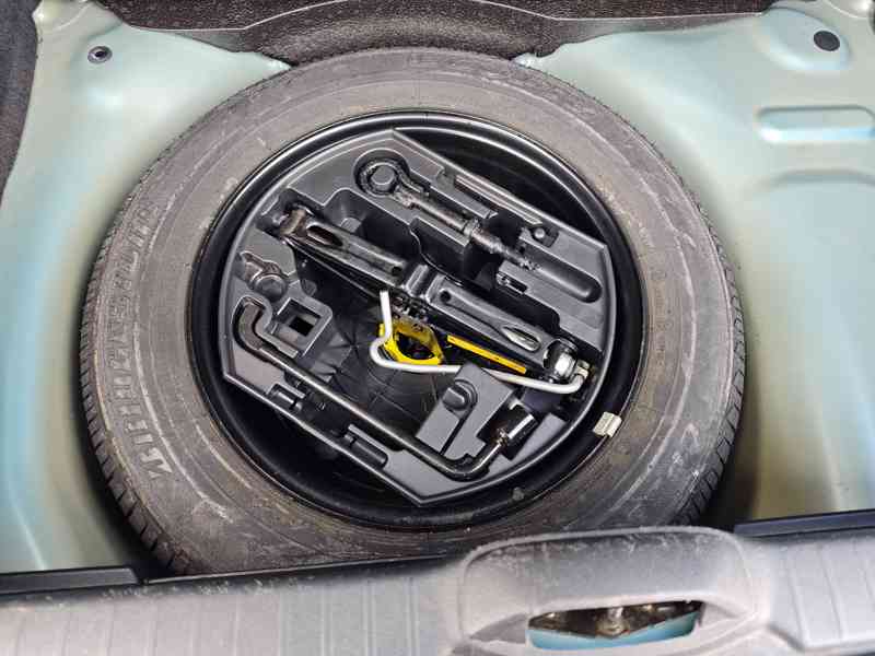 Peugeot 208 - foto 11