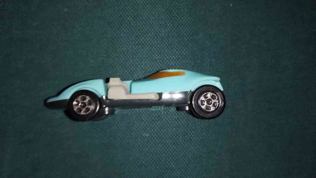 2019 Hot Wheels McDonald's Happy Meall  - foto 3