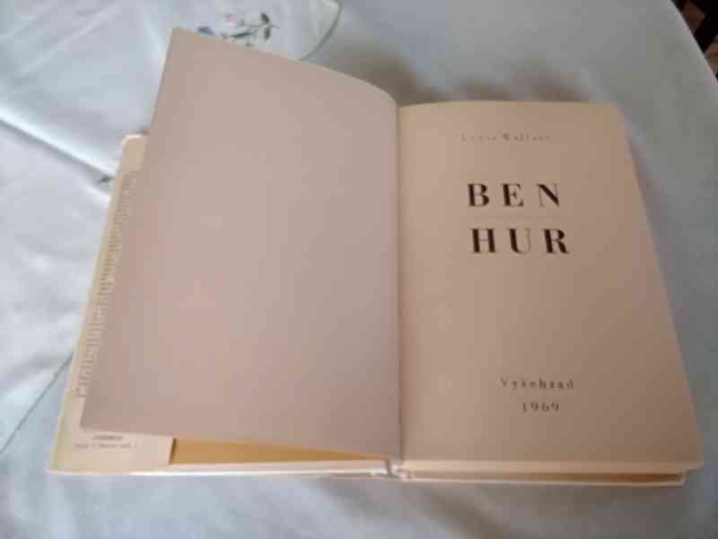 Ben Hur- historický román - foto 2