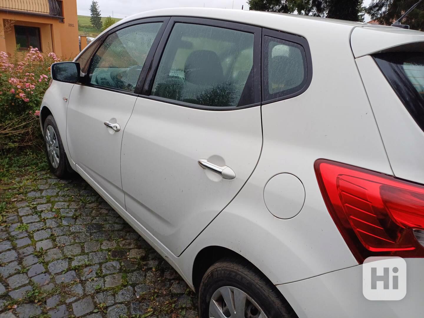 Hyundai ix20  - foto 1