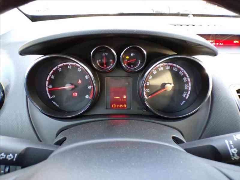 Opel Meriva 1,4 16V TAŽNÉ ZAŘÍZENÍ - foto 6
