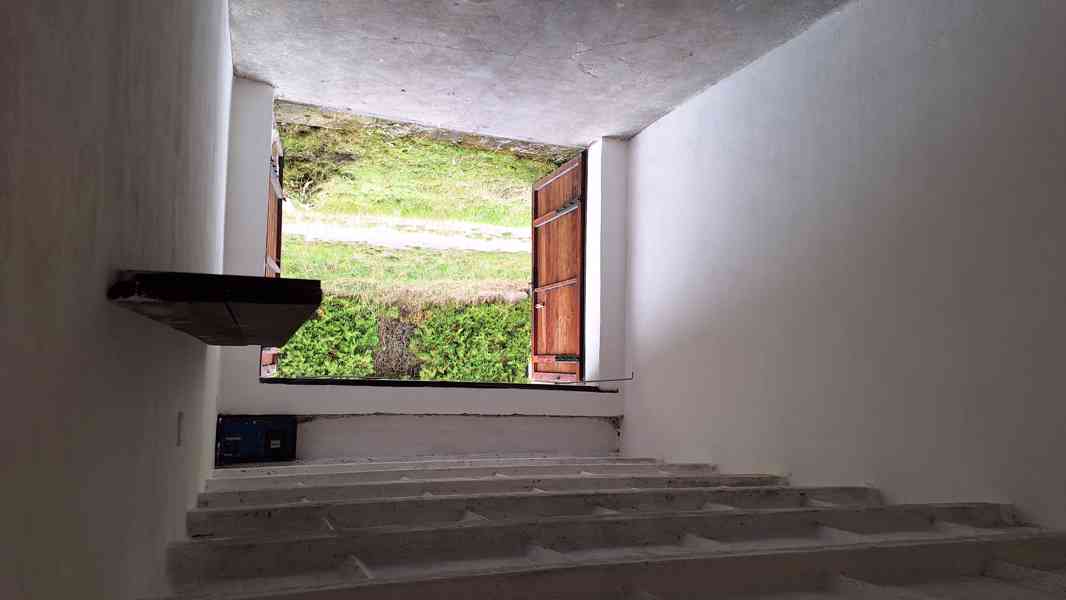 Garáž pronájem Sezimovo Ústí  - foto 3