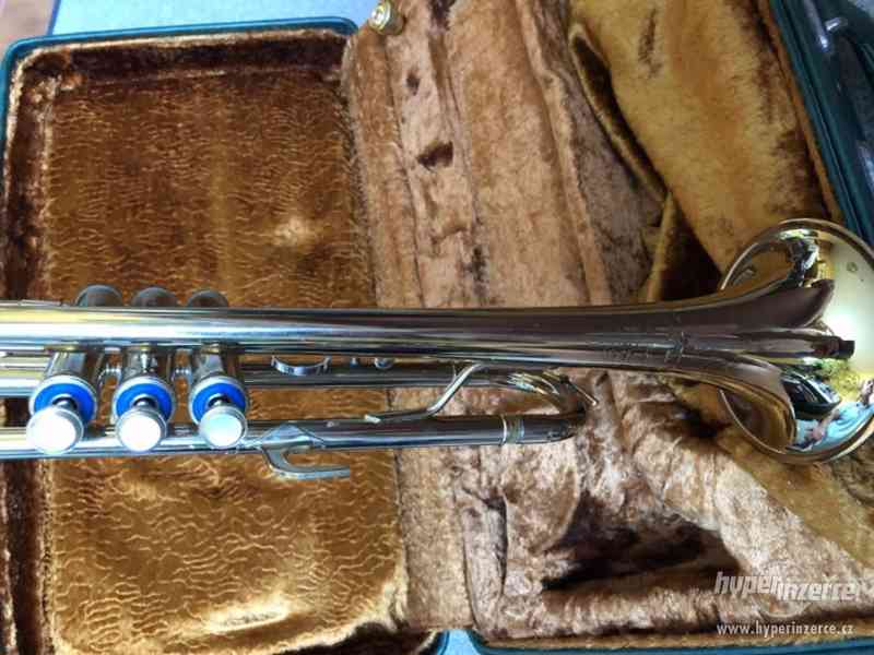 Jazz B trumpeta v perfektním stavu - foto 4