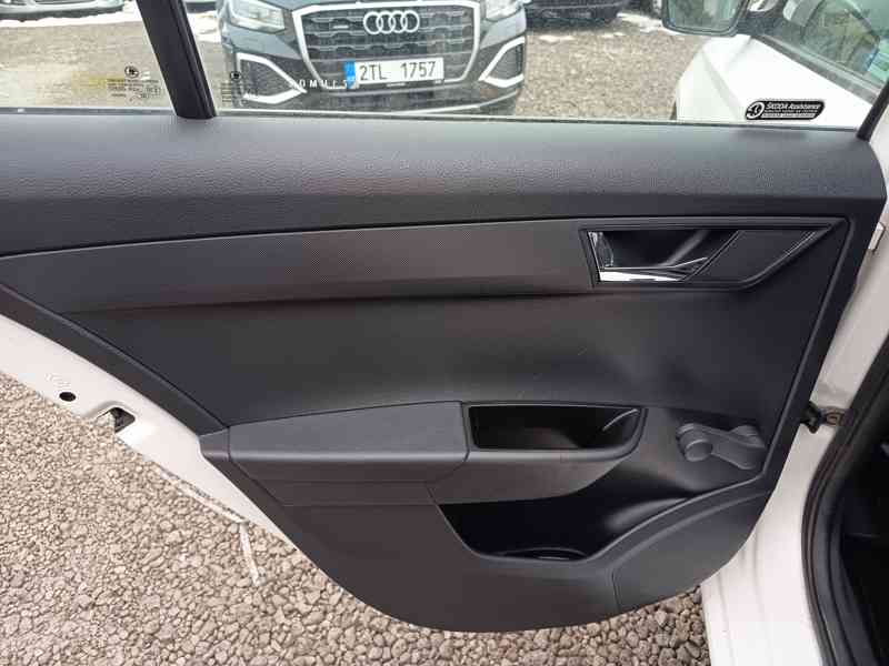 ŠKODA Fabia Combi 1,2TSI Ambition ČR 1 majitel DPH  - foto 17
