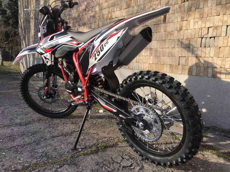 Pitbike Leramotors Killer 250cc 21/18 červená - foto 4