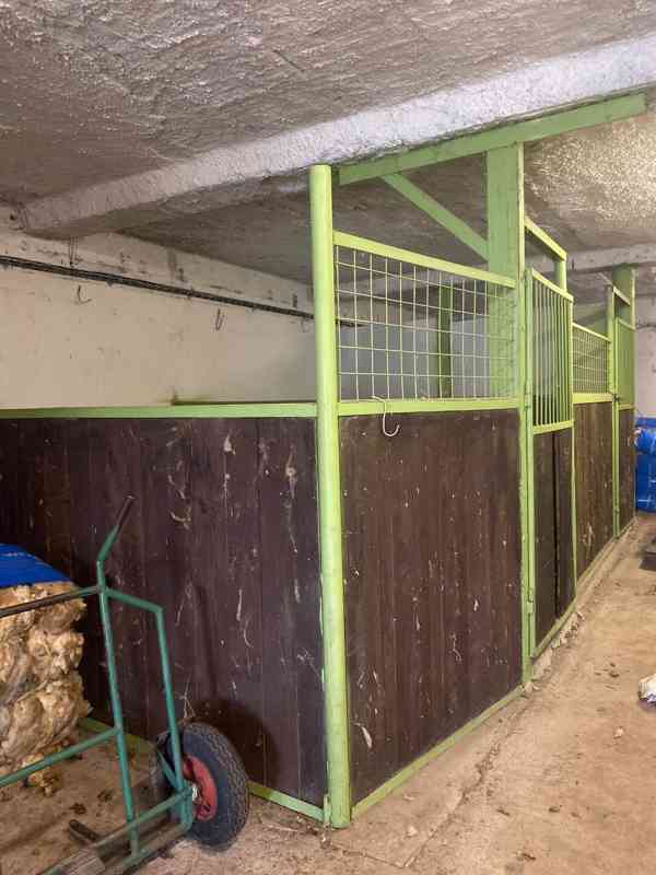 Mokré - Pronájem bytu 2+1 o ploše 100 m2 a stáje 130 m2 - foto 17