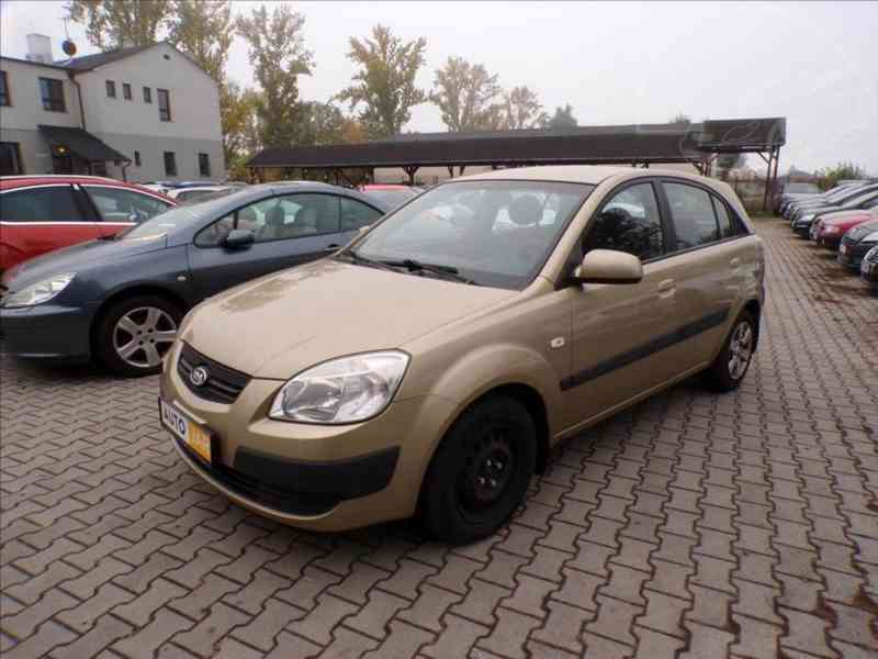 Kia Rio 1,4 16V KLIMATIZACE - foto 2