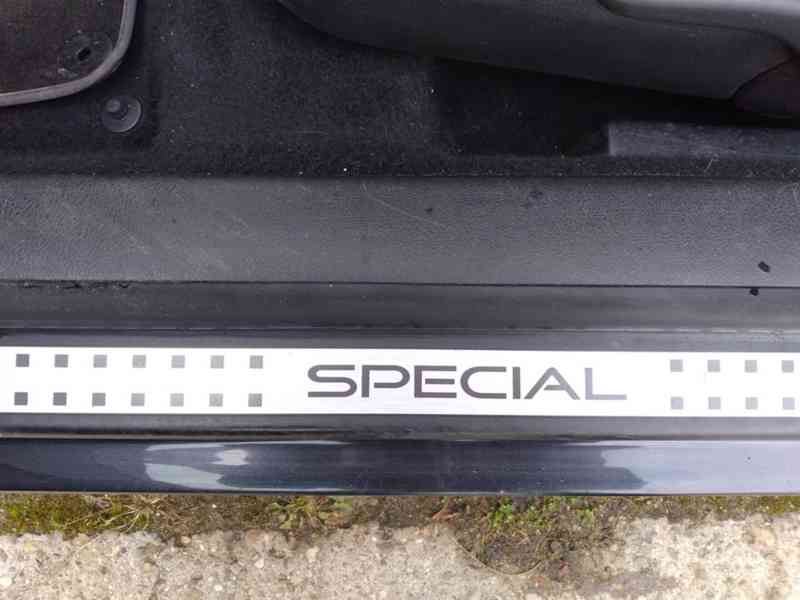 VOLKSWAGEN GOLF 1.4 SPECIAL KLIMA - foto 21