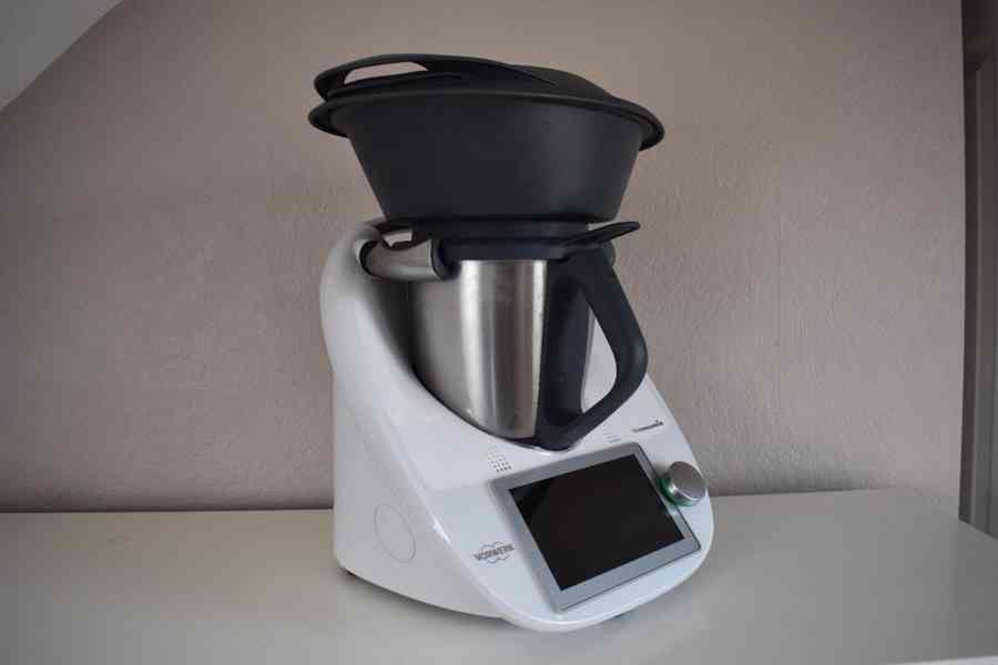 THERMOMIX TM6 Vorwerk s příslušenstvím  2 - foto 2