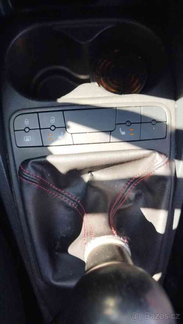Seat Ibiza 2,0   TDI 135W - foto 7