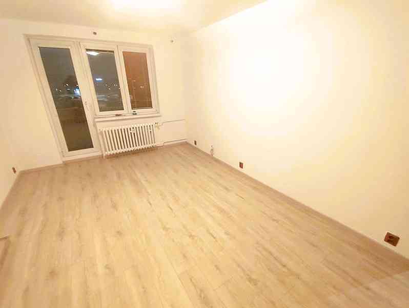 Pronájem 2+1 Praha 7 u metra - foto 5