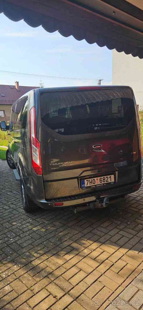 Ford Tourneo Custom FORD TURNEO CUSTOM - foto 22