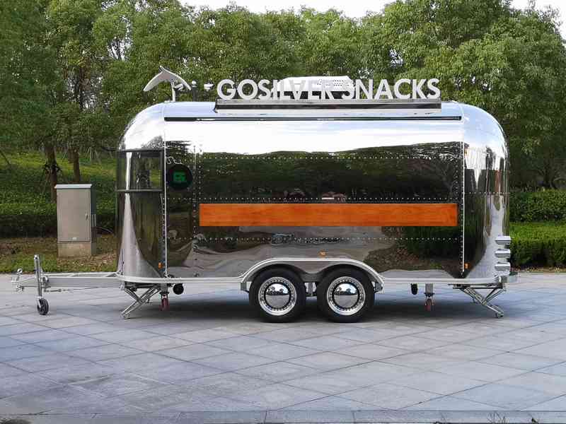 Gastro Trailers Food Truck zmrzlinový stánek Pojízdná ERZODA - foto 2
