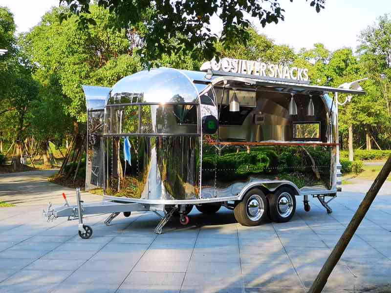 Gastro Trailers Food Truck zmrzlinový stánek Pojízdná ERZODA - foto 1