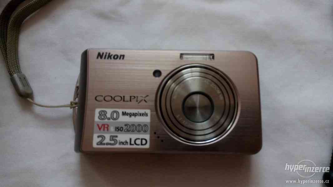 Prodám Nikon COOLPIX 8 Megapixels - foto 1