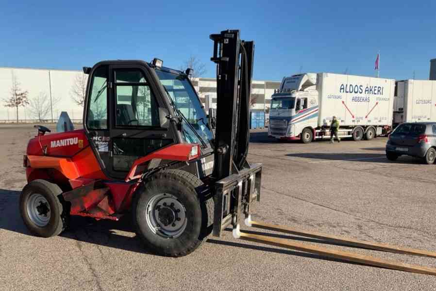 Vysokozdvižný vozík Manitou MC30 Turbo - foto 7
