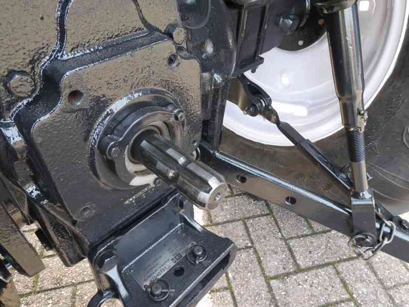 Traktor New Holland 45D 4wd CVT - foto 9