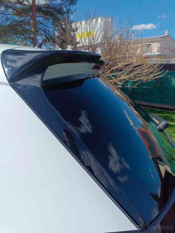 Škoda Karoq 1,6   TDI DSG r.v. 2020 - foto 12