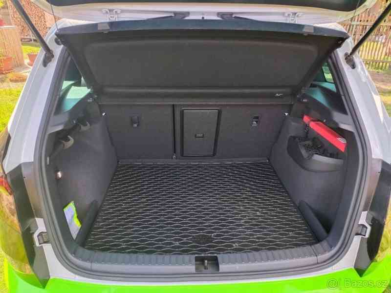 Škoda Karoq 1,6   TDI DSG r.v. 2020 - foto 9