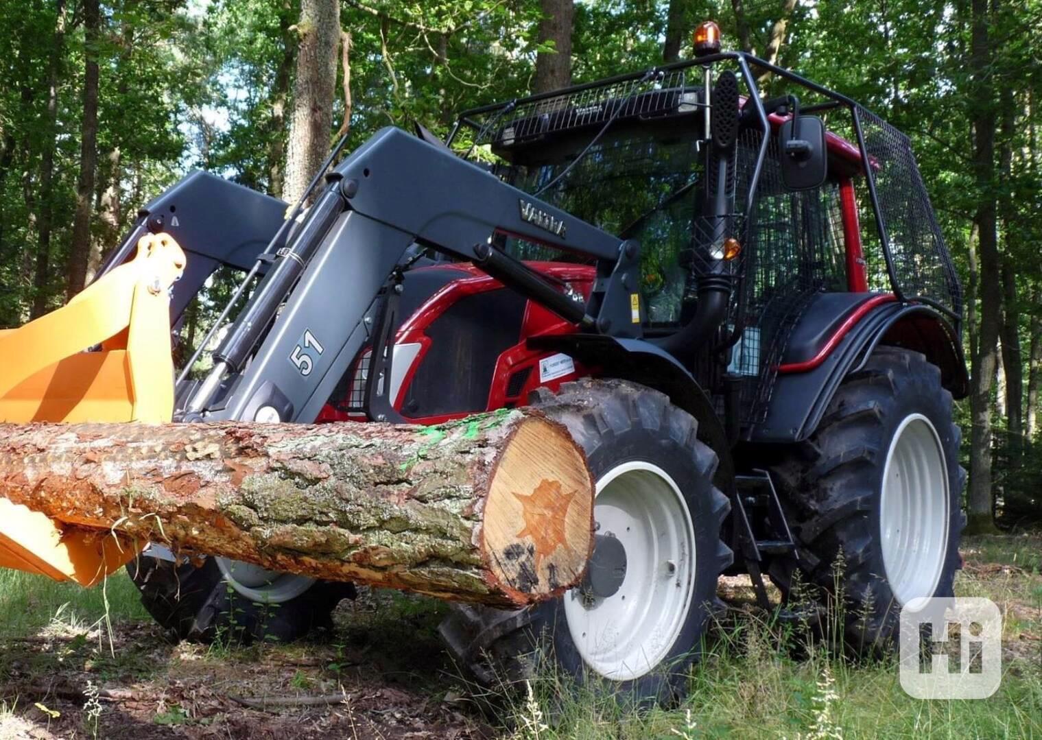 Lesní dělník - traktorista - foto 1