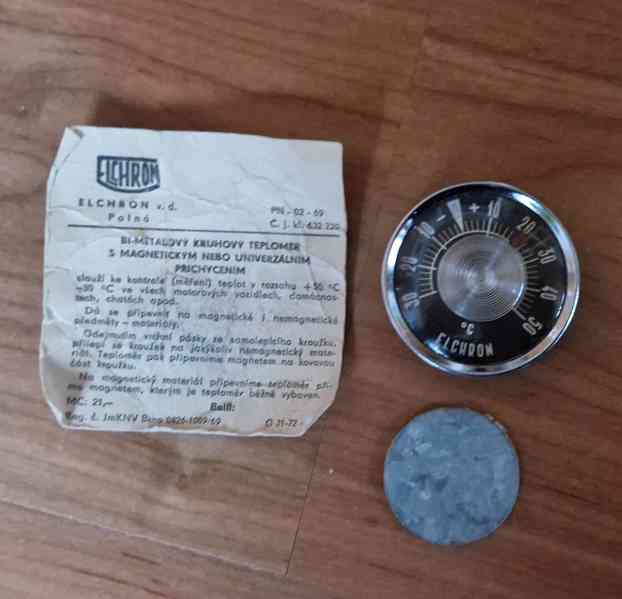 Příručka 1000 MB,teploměr,marťan VD Maják, kývací tučňák aj. - foto 4