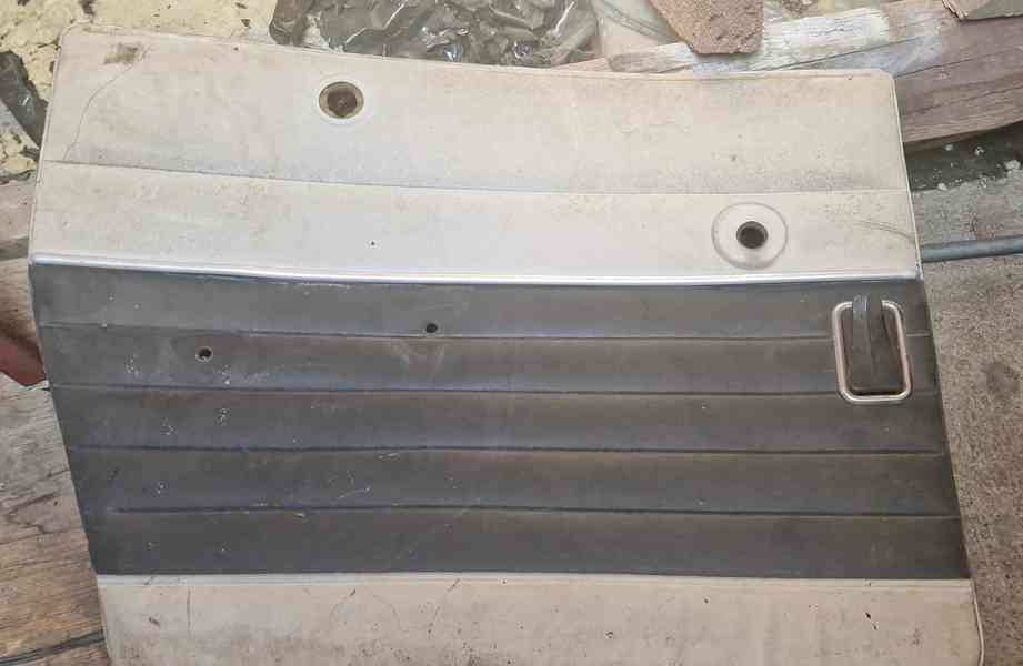 Příručka 1000 MB,teploměr,marťan VD Maják, kývací tučňák aj. - foto 7