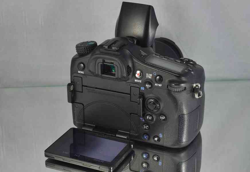 Sony SLT-A77 + 18-70mm 24,3MPix*Full HDV 15000 Exp - foto 8