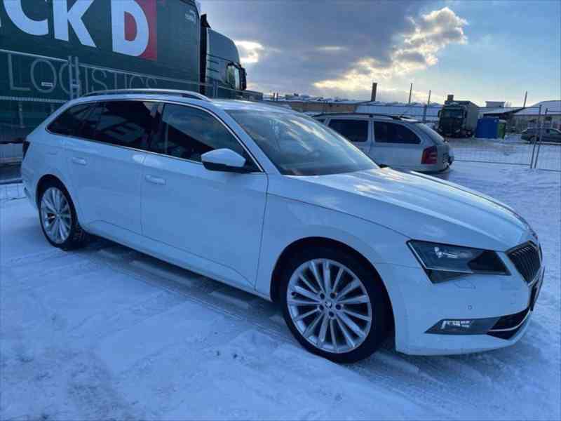 Škoda Superb 2,0   TDi 4x4 - foto 7