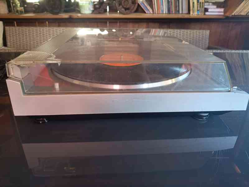 JVC L-A100   poloautomatický gramofon s řemínkovým pohonem - foto 7