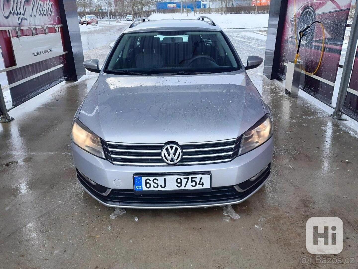 Volkswagen Passat 1,6   B7 - foto 1