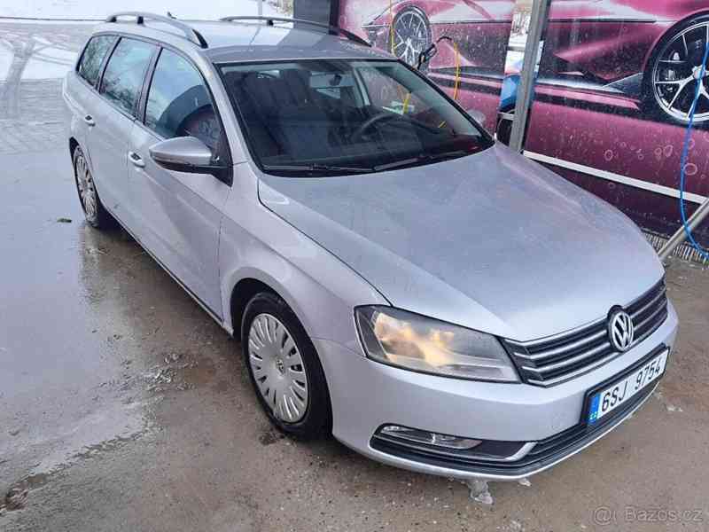 Volkswagen Passat 1,6   B7 - foto 2