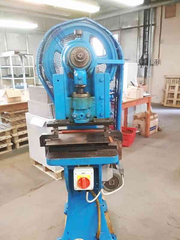 vysekávací lis - levně  - foto 2