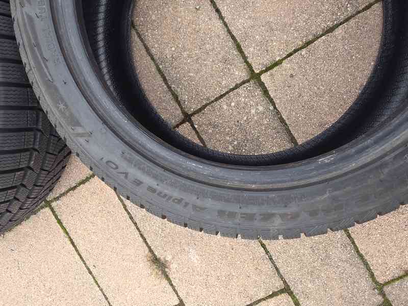 Zimní pneumatiky 225/45 R17 - foto 5