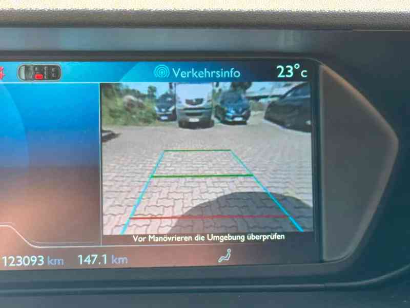 Citroën Grand C4 Picasso 1,6i benzín 115kw - foto 8