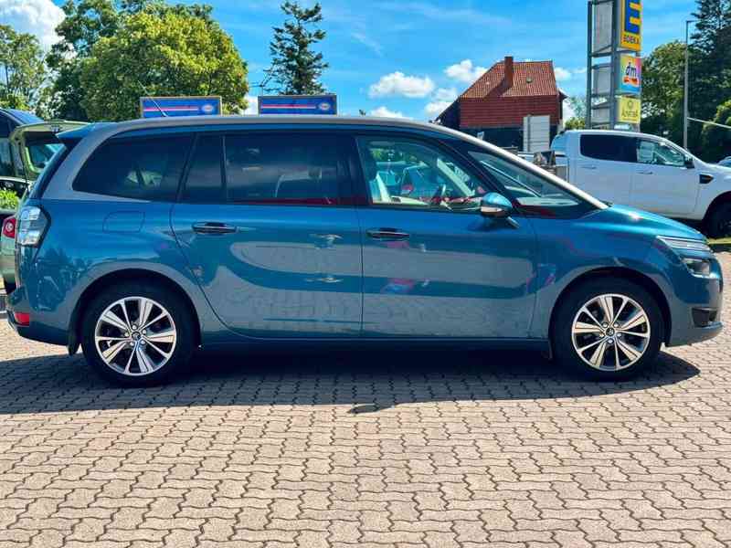 Citroën Grand C4 Picasso 1,6i benzín 115kw - foto 20