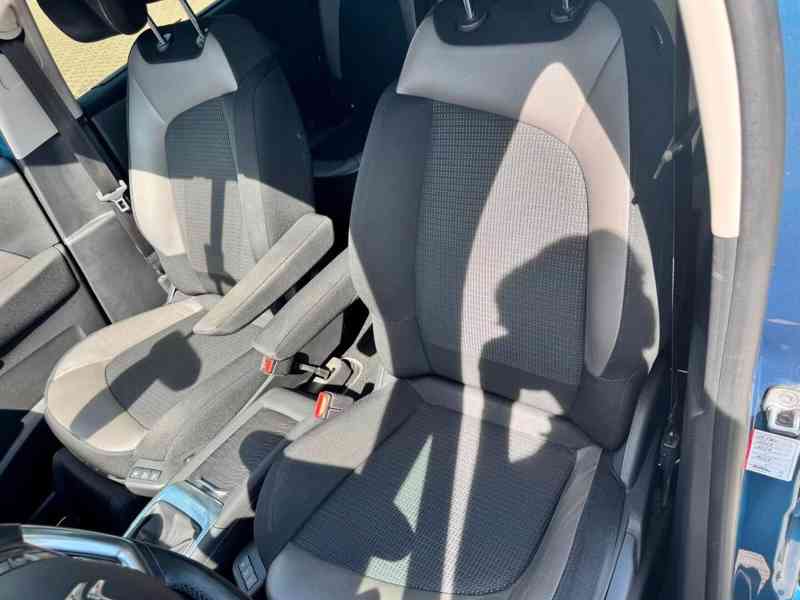 Citroën Grand C4 Picasso 1,6i benzín 115kw - foto 12