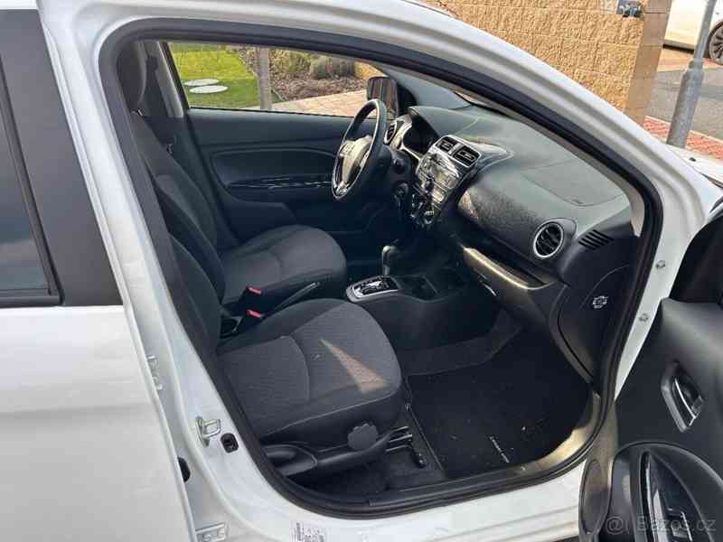 Mitsubishi Space Star - foto 11