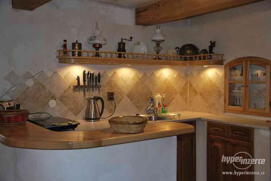 prodej, rodinné domy 108 m2 - Hroubovice - foto 2